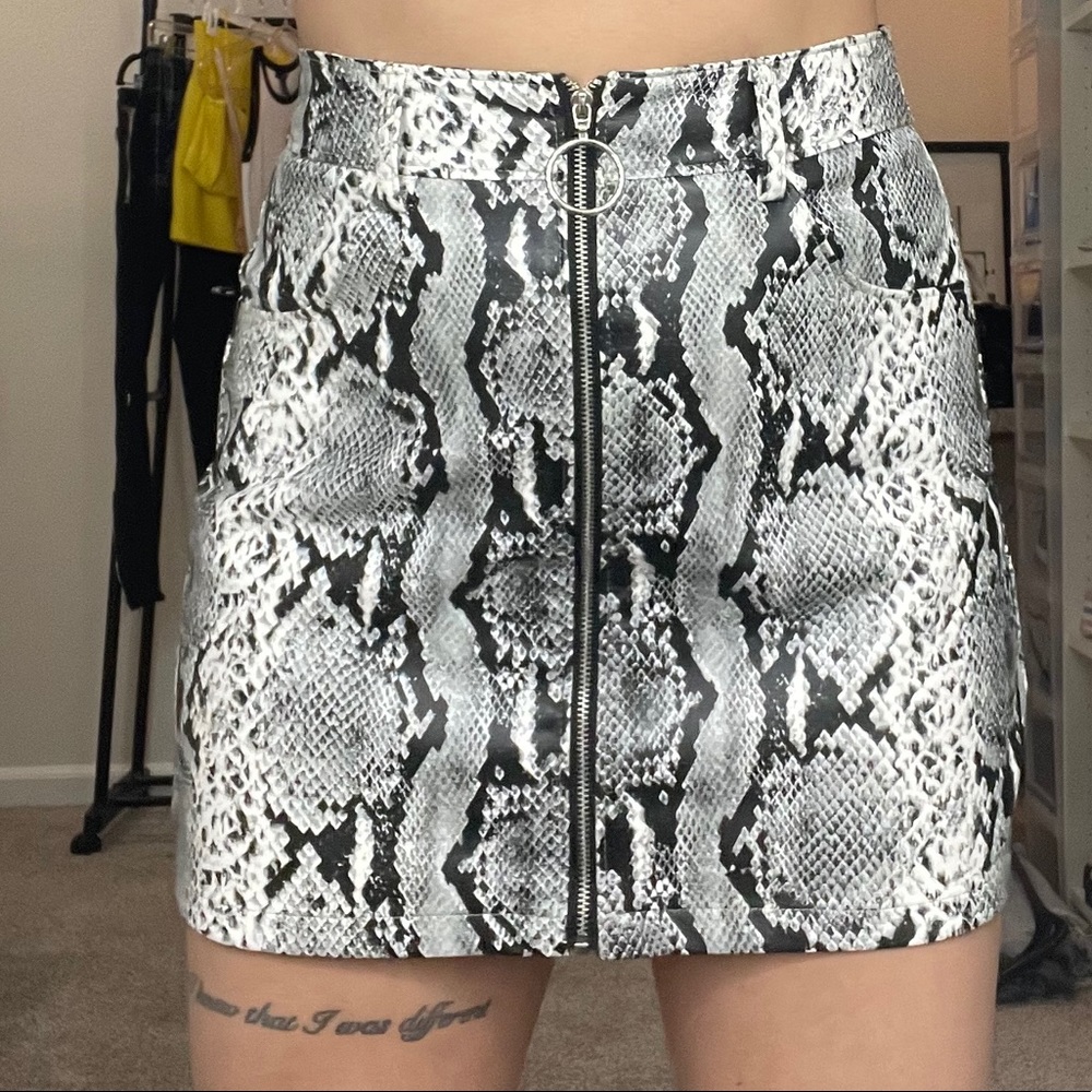 Snake skin leather skirt with zipper